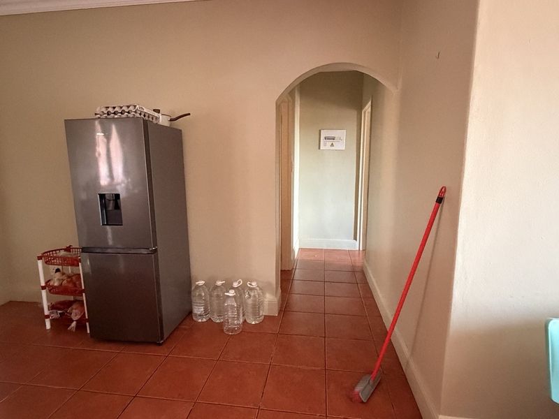One-Bedroom Apartment for sale - Photo 3