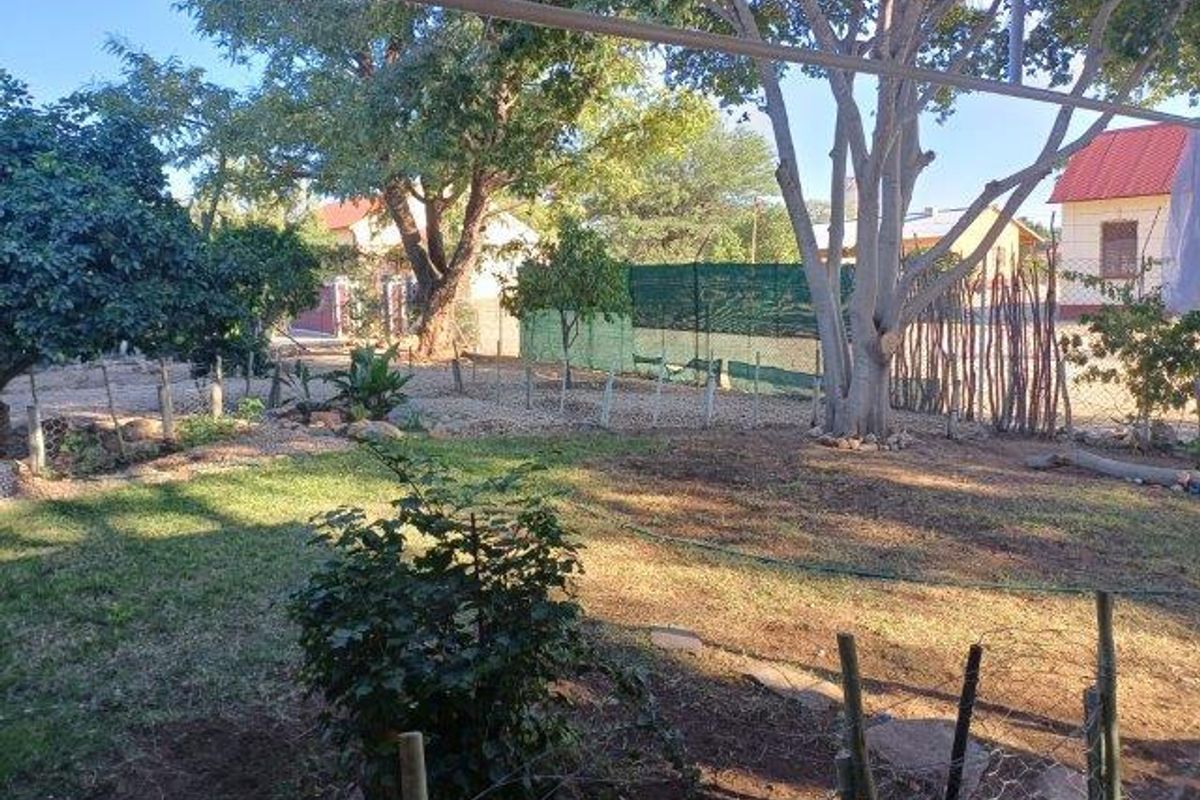 Property with lots of potential For Sale - Photo 5