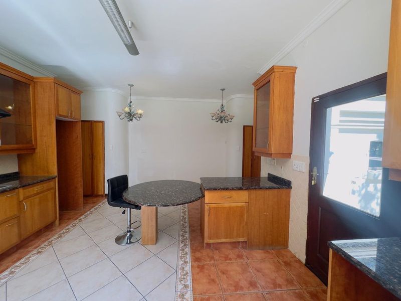 3 Bedroom House to Rent in Blue Golf Estate - Photo 7