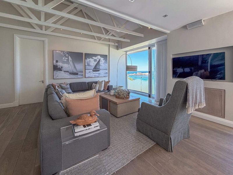 Perfectly Positioned, Pristinely Picturesque - Photo 5