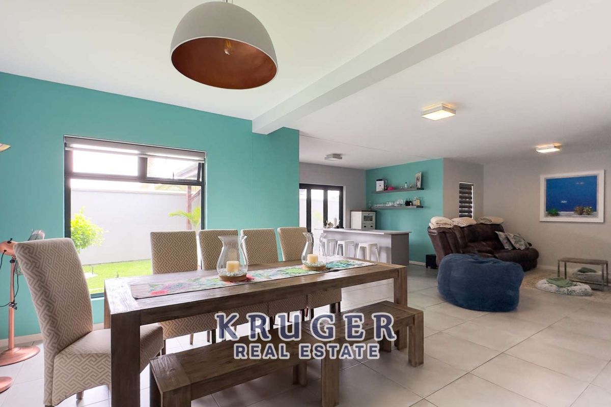 3-bedroom AIR BNB FRIENDLY townhouse for sale - Photo 2