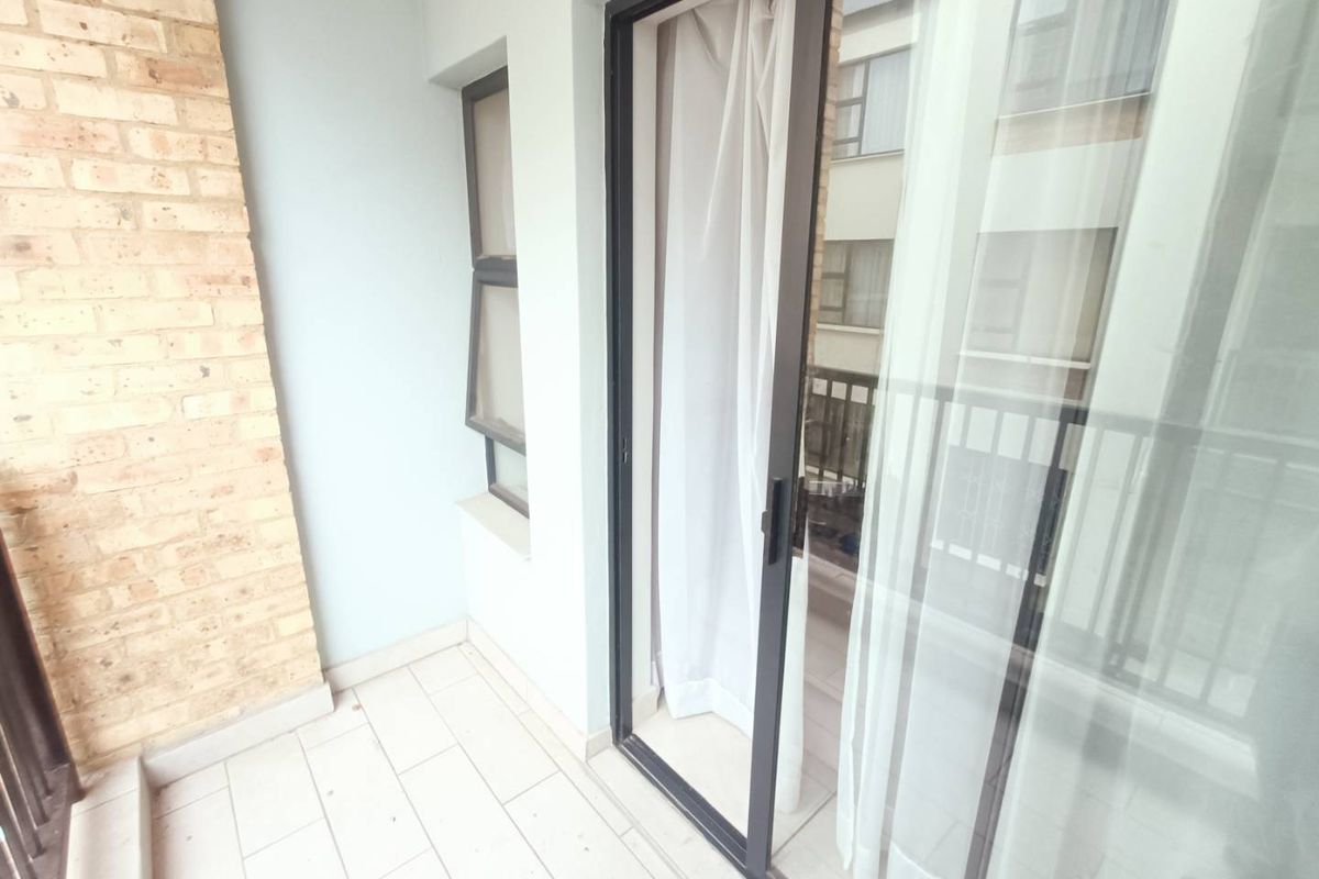 BEAUTIFUL APARTMENT FOR SALE!!!!!! - Photo 2