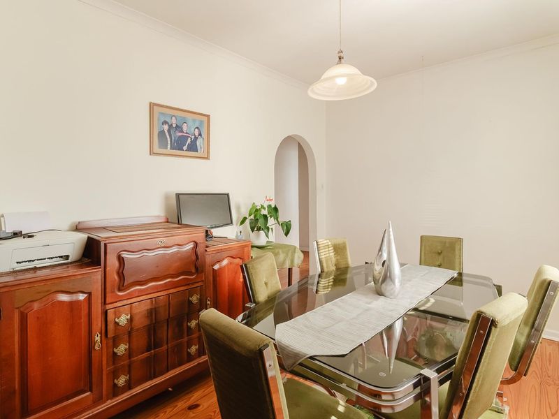 Modern, Neat and Secure Family Home - Photo 9