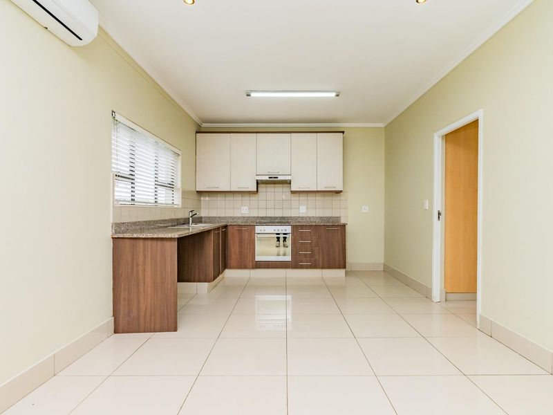 2 Bedroom Apartment for sale in Umhlanga Ridge - Photo 7
