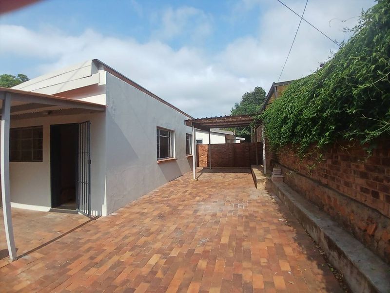 1 Bedroom, 1 Bathroom House - Photo 5