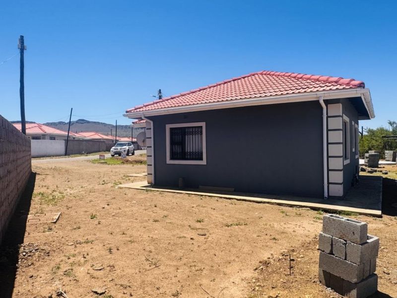 Property For Sale in Queenstown - Photo 5