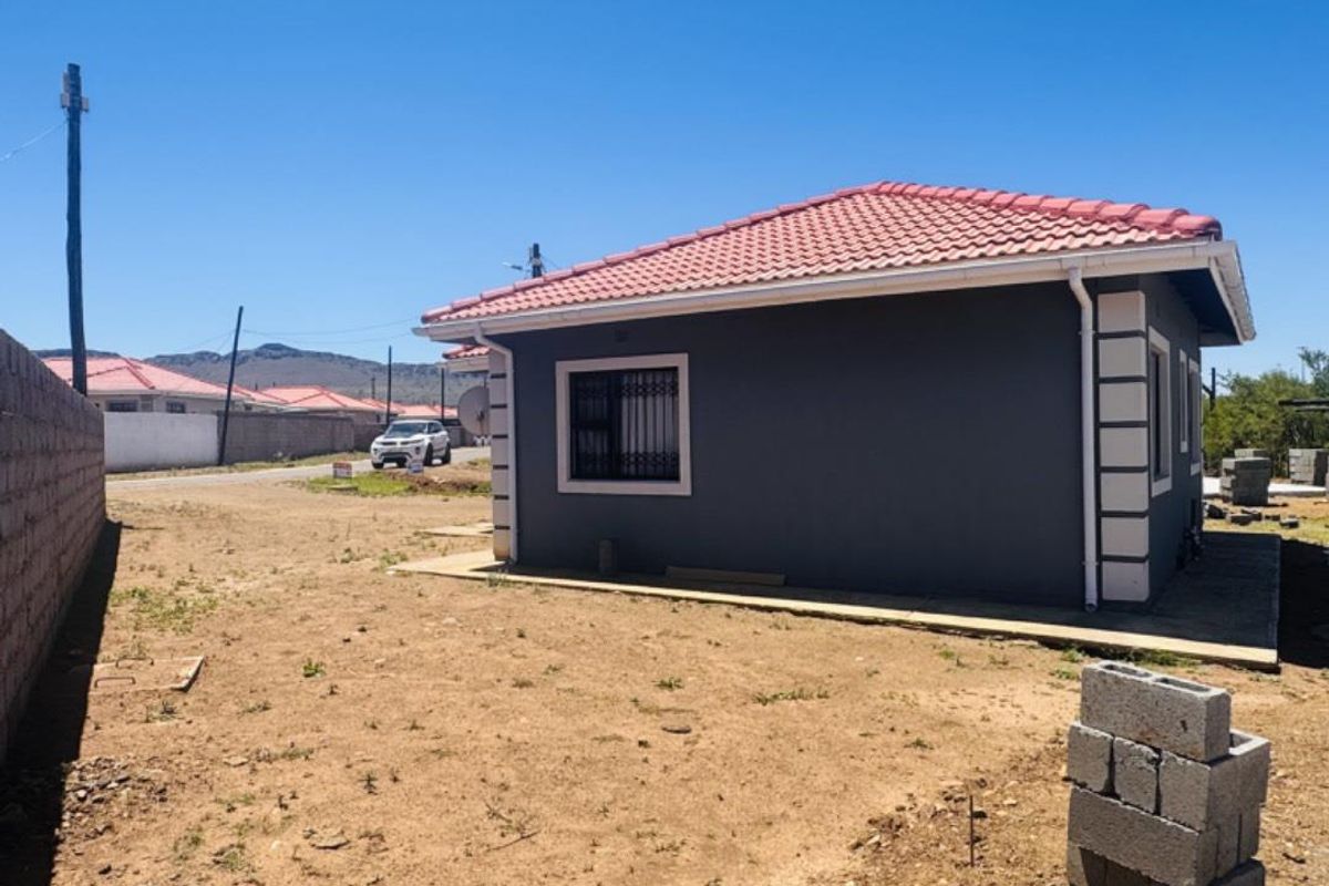 Property For Sale in Queenstown - Photo 5