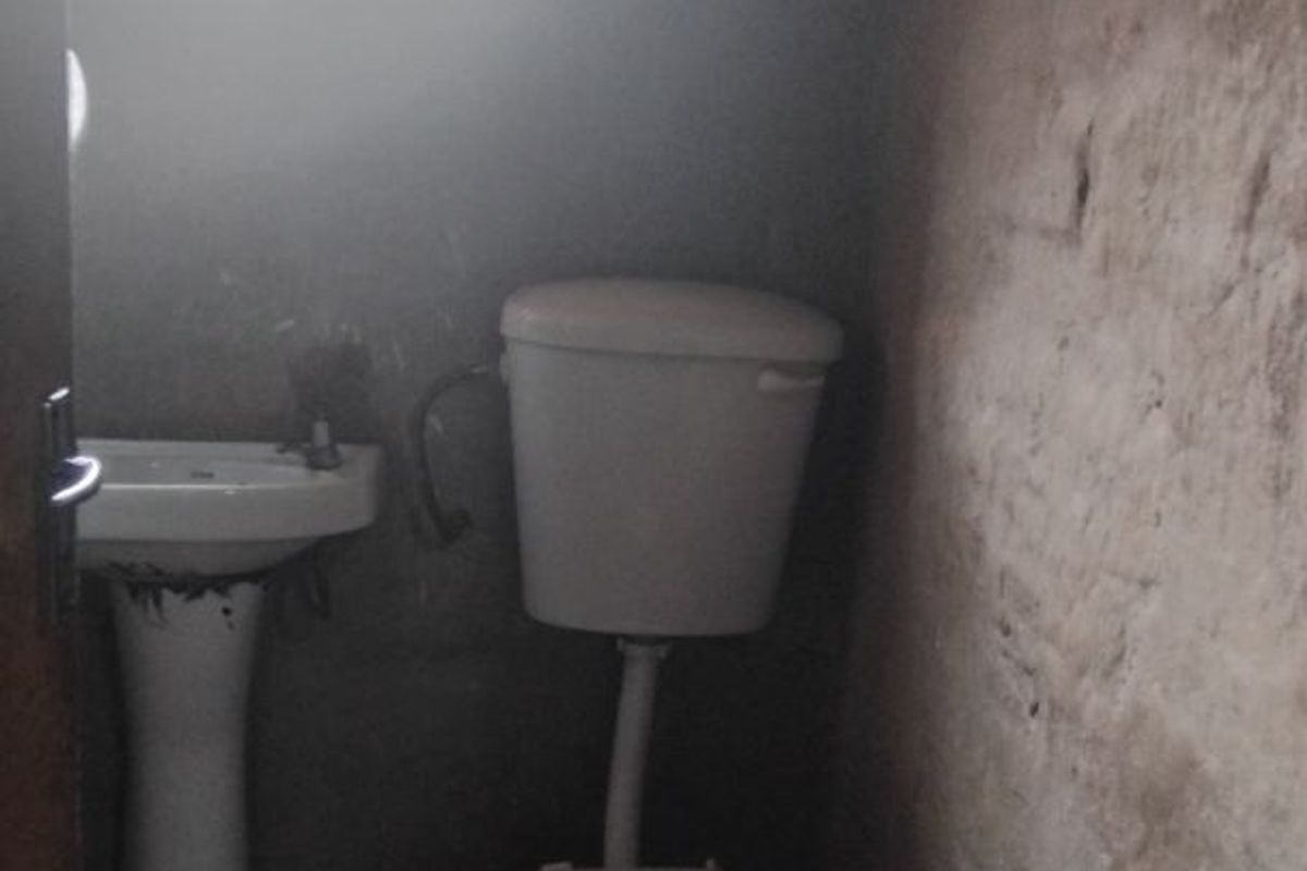 2 Bedroom House For Sale in Soshanguve W - Photo 5