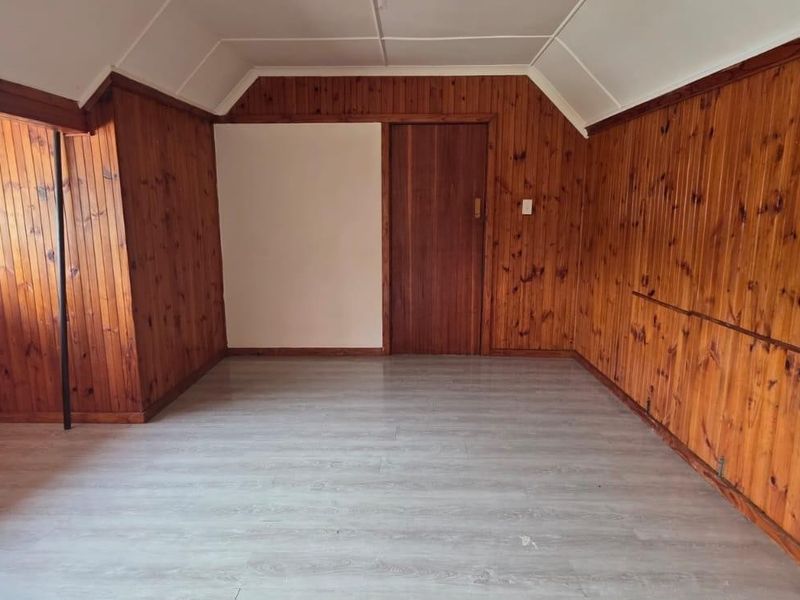 1 Bedroom Cottage on Shared Property - Photo 5