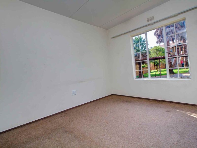 Move in Ready - Photo 6