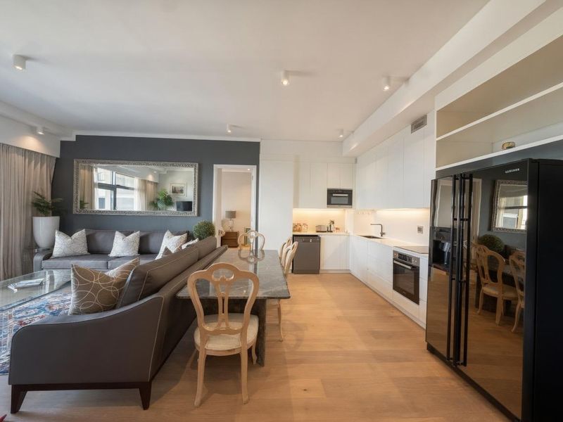 Fully Furnished 2 Bed, 2 Bath Luxury Apartment @ The Capital Trilogy - Photo 9