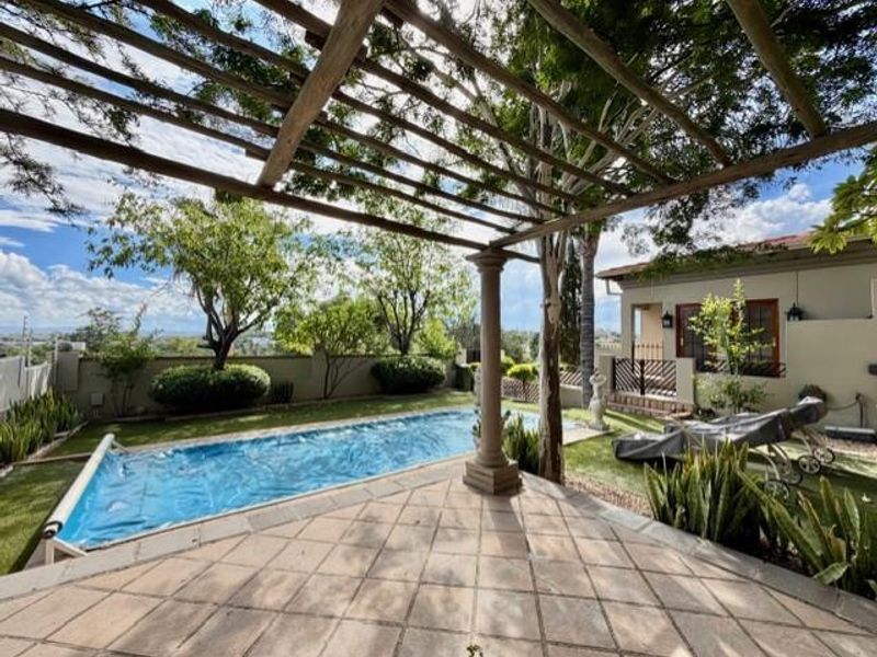 5 Bedroom House FOR SALE in Eros - Photo 2