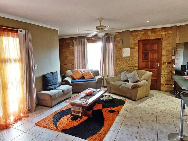 Spacious Lock-Up_and_Go lifestyle. - Photo 2