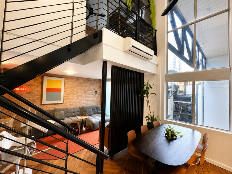Furnished City Pad with Parking Pool and Gym - Photo 3