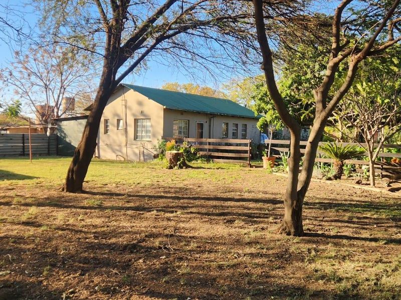 9.5 Hectares Farm for Sale - Do not miss this amazing opportunity it will not be around for long. - Photo 8