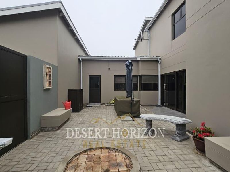 Swakopmund,Mile 4 | Newly Built Seafront Home - Photo 8