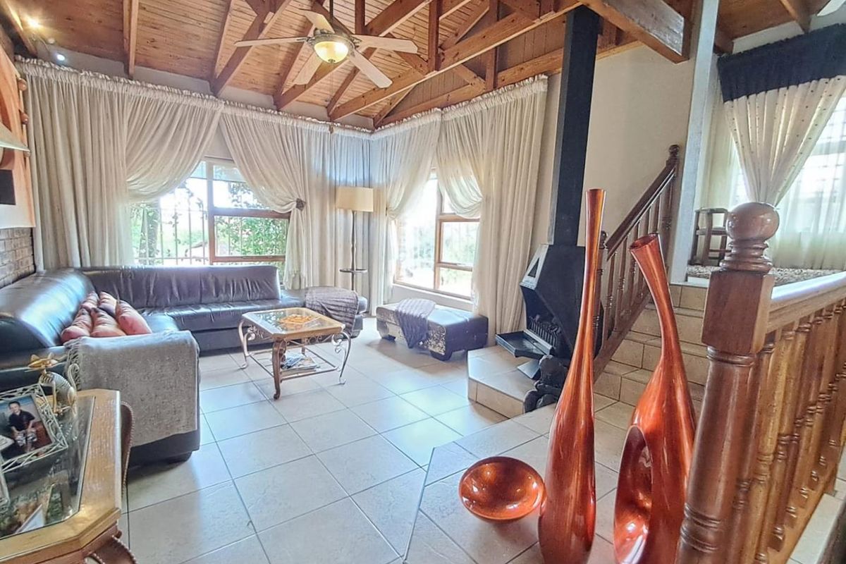 3 Bedroom Home for Sale in Mulbarton - Photo 5
