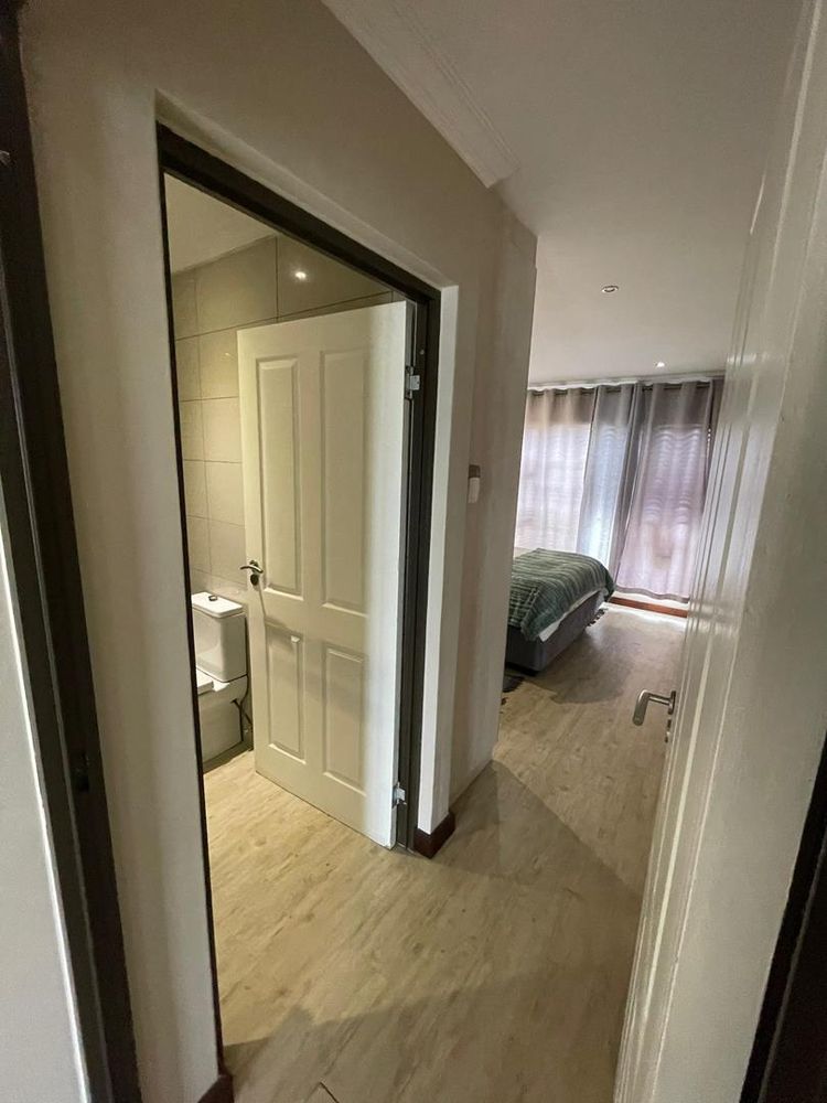 Main bedroom with ensuite bathroom