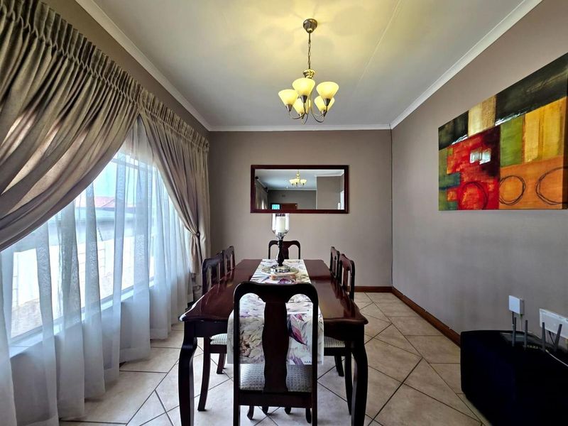 House For Sale in South Crest, Alberton - Photo 9