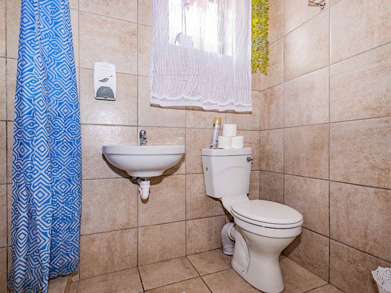 La Bella Vida Self Catering Apartments - Photo 7