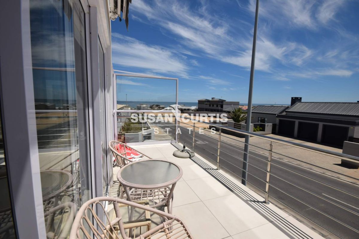 COMMERCIAL PROPERTY IN MILE 4 EXT 1 IS FOR SALE - Photo 2