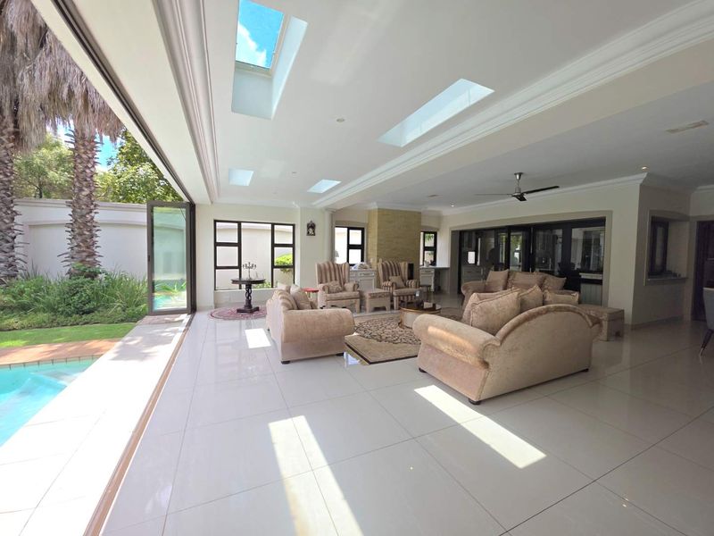 Luxury 5-Bedroom Home to Rent in Dainfern Golf Estate - Photo 6
