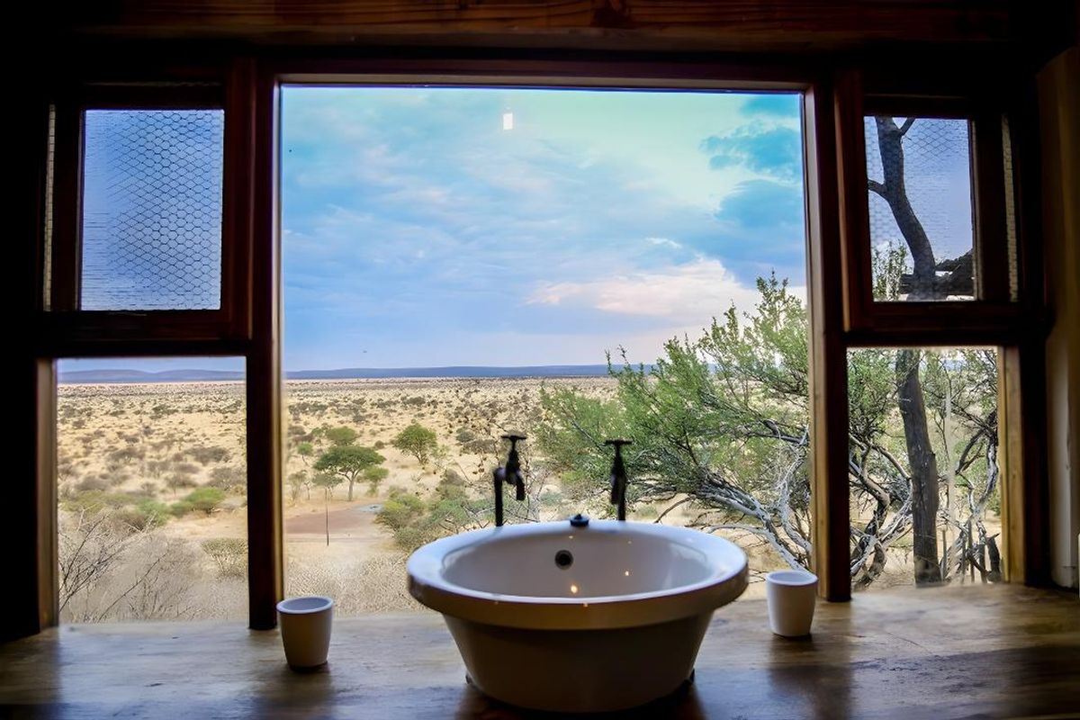 Namibia's Hidden Gem: Unveiling an Exclusive Farm Paradise - Photo 2