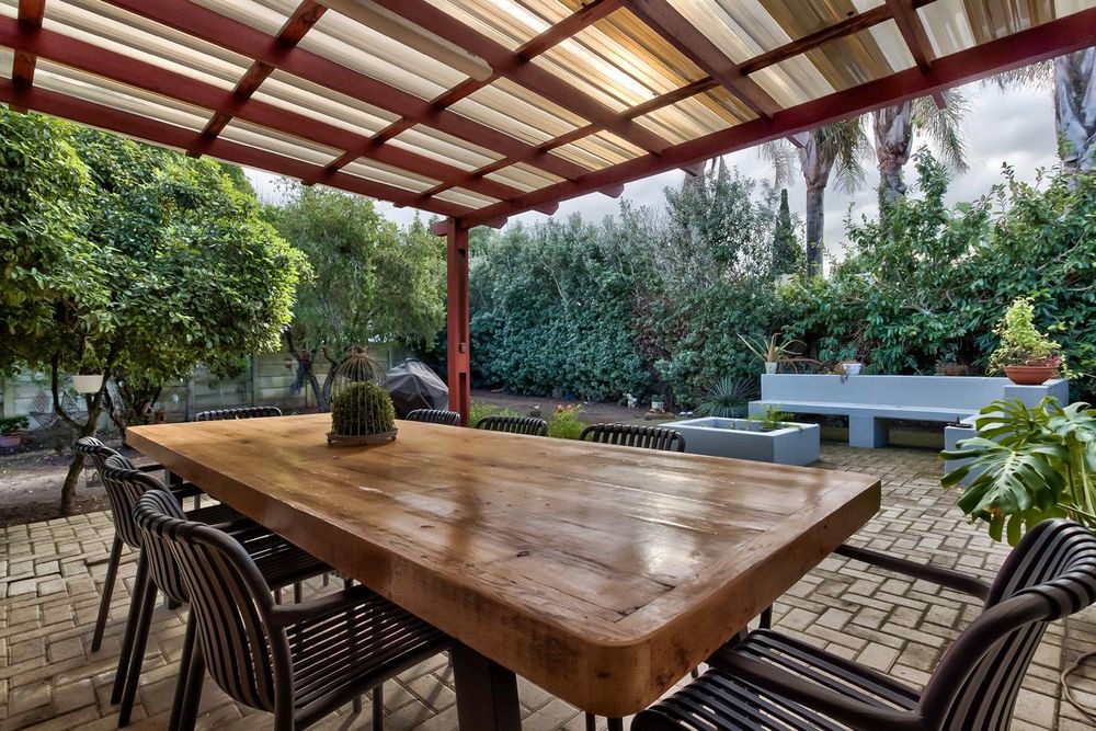 Covered outdoor patio 