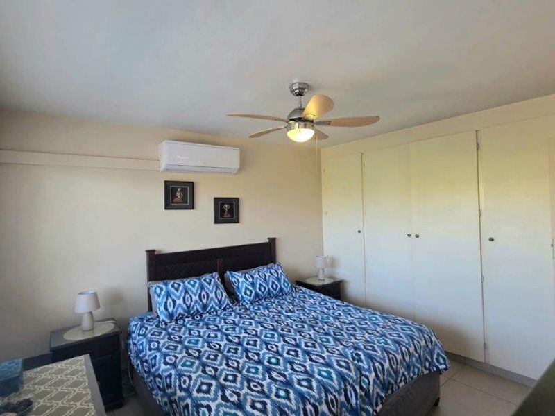 Fully Furnished 3 Bedroom Townhouse - Photo 5