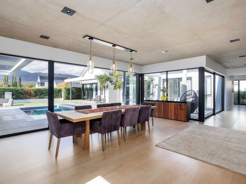 Exceptional Five-Bedroom Furnished Home to Rent in La Vue Neighbourhood on Val de Vie Estate - Photo 3
