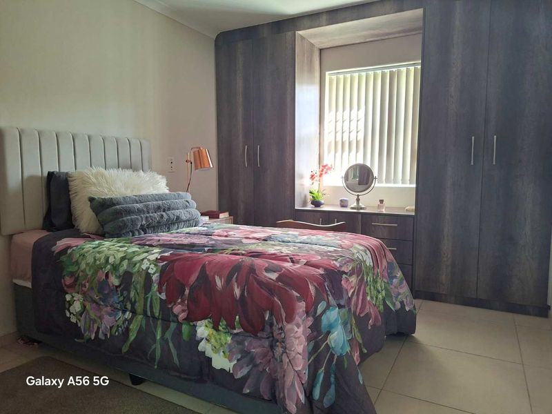 Be quick to view this stunning apartment - Photo 9