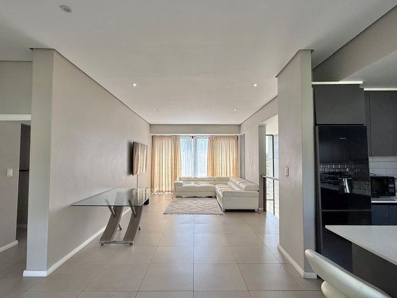 Palm Lakes Estate Rental - Photo 3