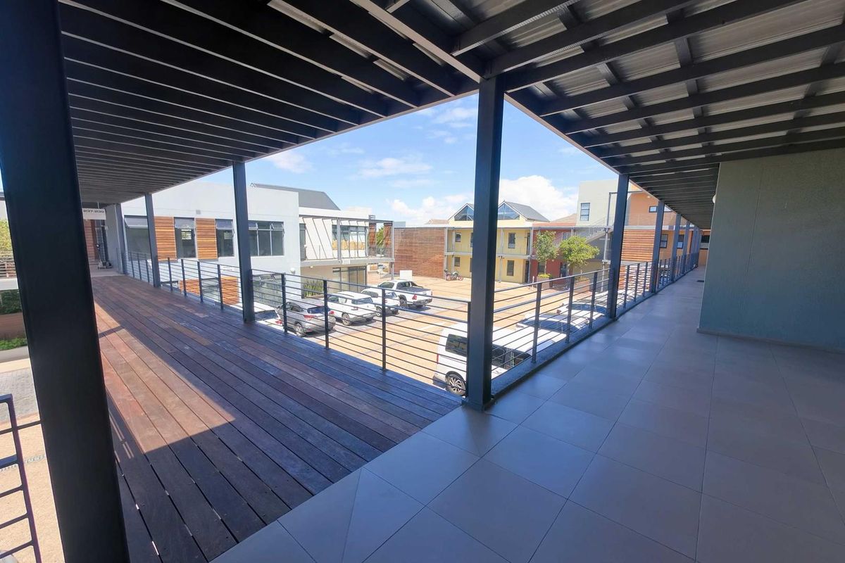 Office For Sale with Exclusive Balcony | The Quays, Century City - Photo 2