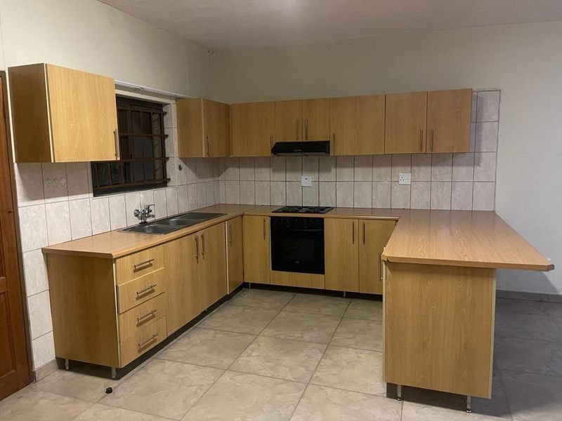 2 BEDROOM APARTMENT FOR SALE - ONGWEDIVA - Photo 2