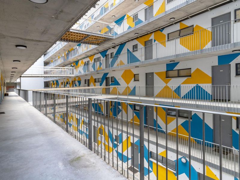 Stylish Studio Retreat Near City – Perfect for Buyers, Investors - Photo 10