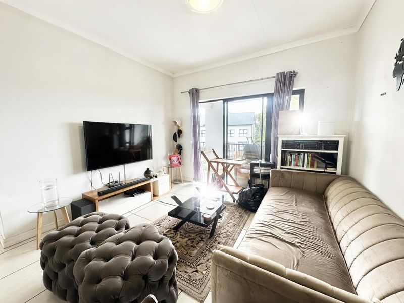 PENTHOUSE ONE BED APARTMENT WITH GORGEOUS VIEW FOR SALE - Photo 3