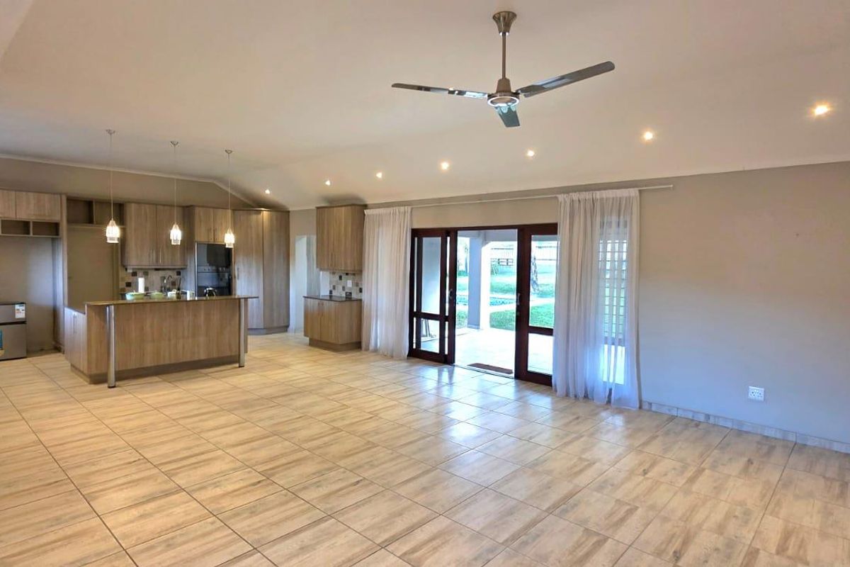 This is the one to buy Ntulo Wildlife Estate, value for your money. - Photo 5