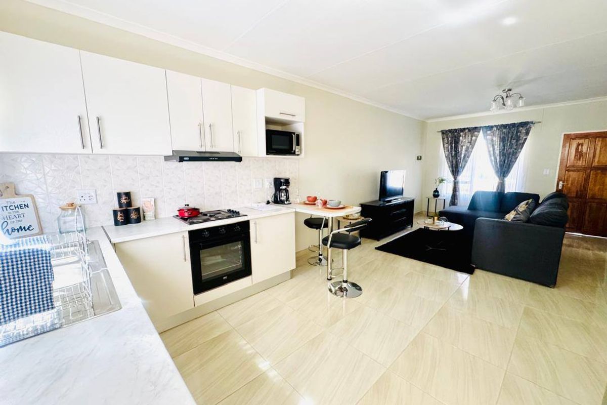 2 Bedroom Townhouse For Sale in Wanaheda - Photo 4