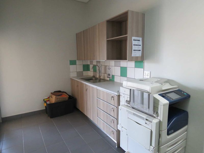 Perfect Professional Space for Healthcare Experts - Photo 8