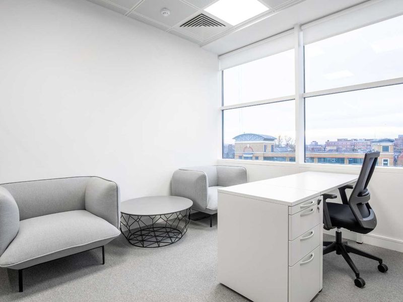 Find office space in SPACES Rivonia for 1 person with everything taken care of - Photo 2