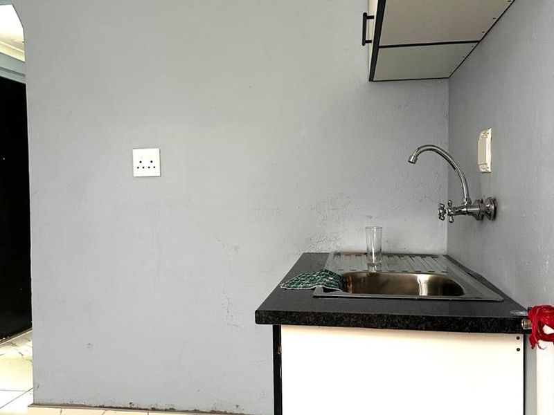 Charming 2-Bedroom Home For Sale in Ngwelezana - Photo 6