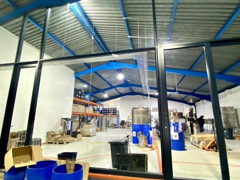 Calling Investors & Business Owners: Prime Commercial Opportunity in the Heart of Hilton - Photo 6
