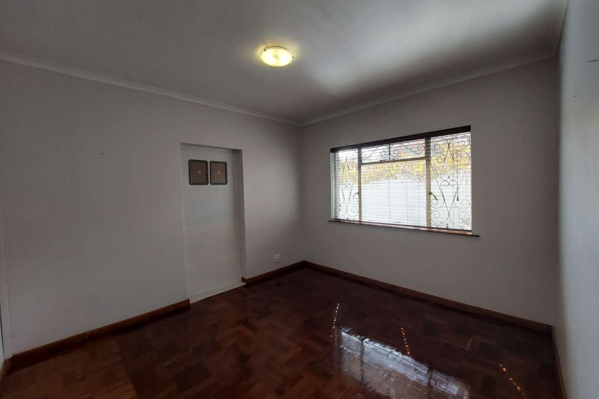 Two Rooms Available For Health Professionals - Photo 4