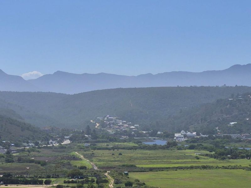 Discover Your 3-Bedroom Dream Home with Stunning Views - Photo 8