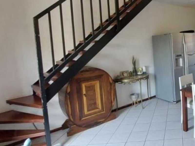 Modern 2-Bedroom Townhouse for Sale in Santa Fe, Bromhof - Photo 4