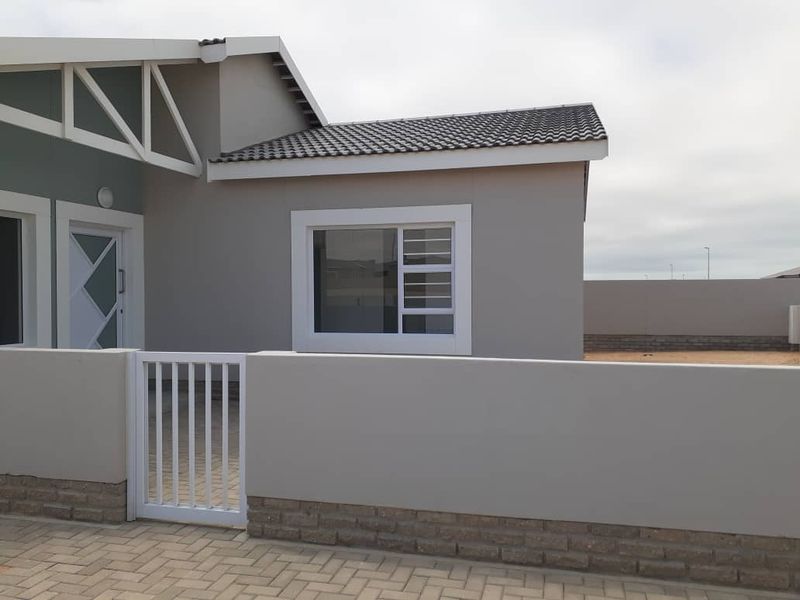 MODERN NEWLY BUILT HOME FOR SALE IN HENTIES BAY - Photo 5