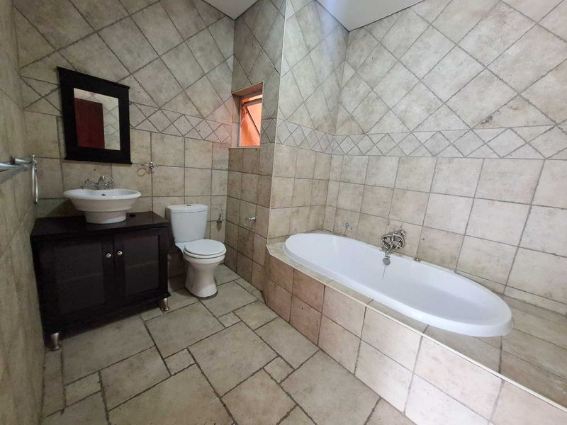 Luxury townhouse in Eros - Photo 6