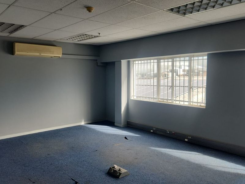 Commercial Property to let in Pinetown - Photo 6