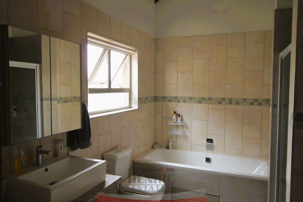 Townhouse FOR SALE - Photo 5