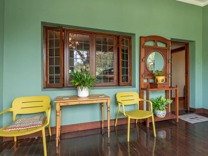 A Rare Opportunity to Own an Iconic Newlands Home with an Established Veterinary Practice - Photo 3